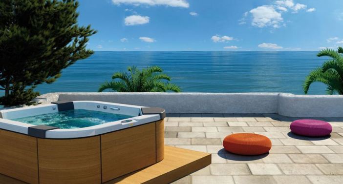 Jacuzzi_Santorini_1